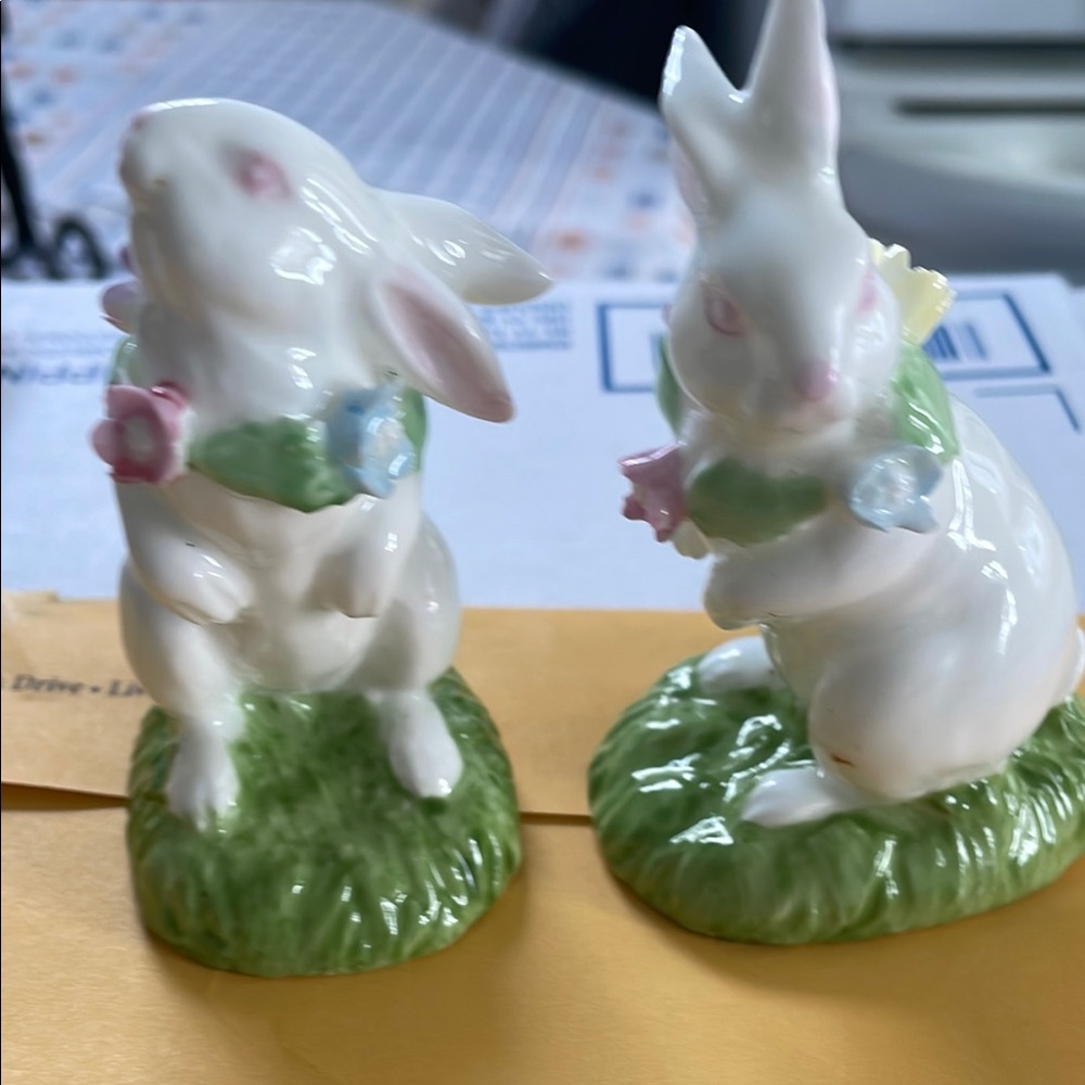 Omnibus Fitz Vintage Floyd Bine China Easter Bunny Rabbit